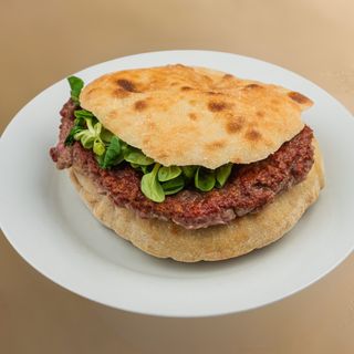 Pljeskavica u lepinji