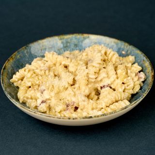 Carbonara pasta mala porcija