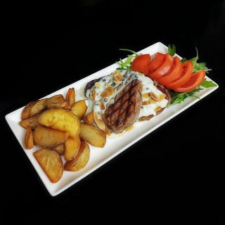 Biftek u Bluecheese sosu