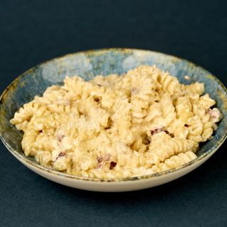 Carbonara pasta velika porcija