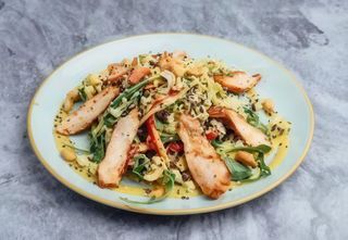 Azijska salata sa piletinom