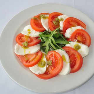 Caprese salate