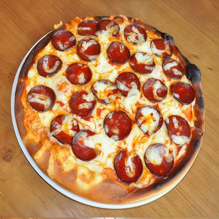 Pan pizza peperoni