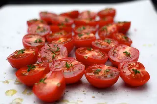 Cherry salata