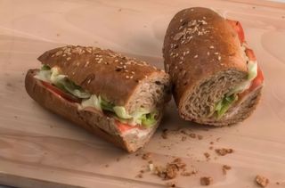 Sendviči sa pečenicom