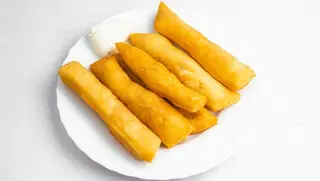 Lokumi sa sirom 