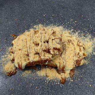 LIÈGE Twix white waffles