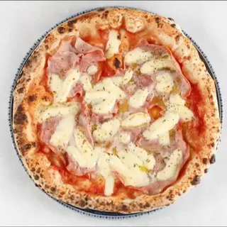 Napolitana Capri 32 + coca cola 
