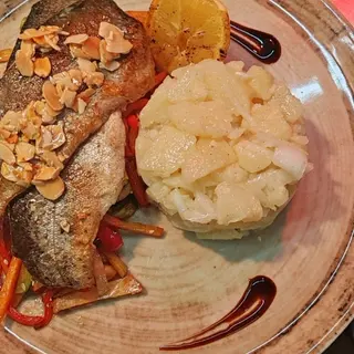 Filet poludimljene pastrmke