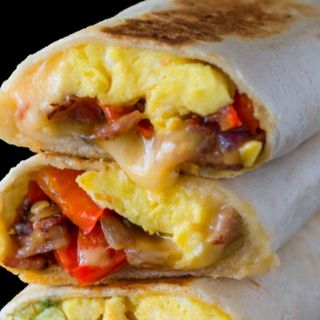 Burrito grande jaje Pršuta 200gr