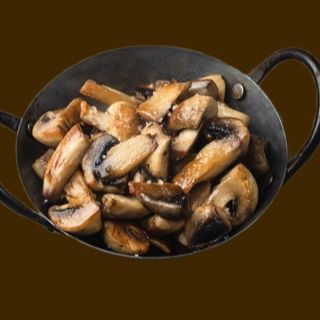 Šampinjoni na kajmaku