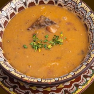 Čorbast pasulj sa suvim mesom