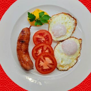 Kobasica sa kačkavaljem doručak