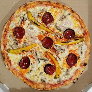 Pizza MAĐARICA 30 cm