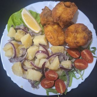 Pohovani oslic + krompir salata