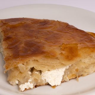 Burek sa sirom 1/4 - 300g