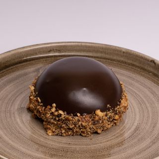 Caramel cake