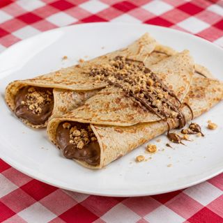 Palacinke sa kremom i plazmom (2 komada)