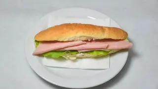 Sendvič sa šunkom
