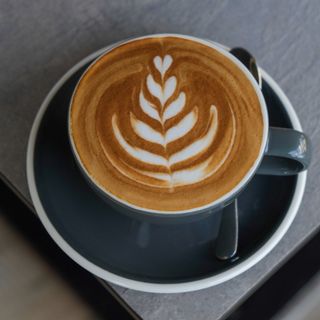 Espresso sa mlekom