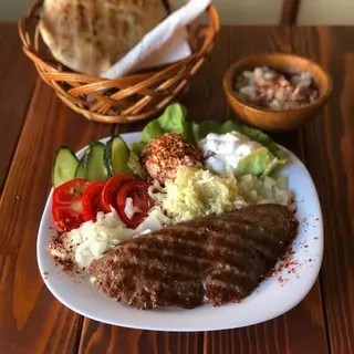 Punjena pljeskavica