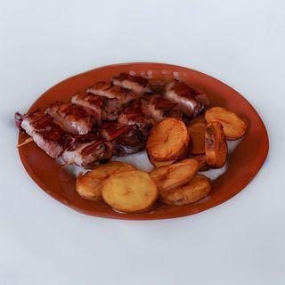 Pileća džigerica u slaninici na ražnjiću