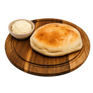 Lepinja sa domaćim kajmakom