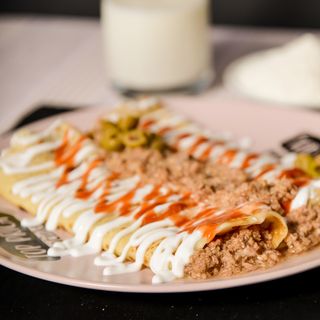 Palačinka sa sirom i tunom 