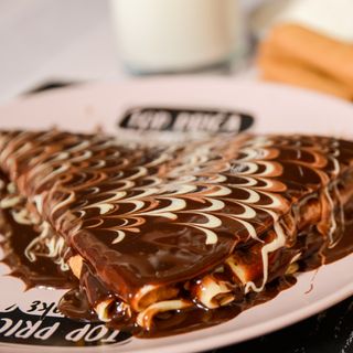 Palačinka topljena čokolada