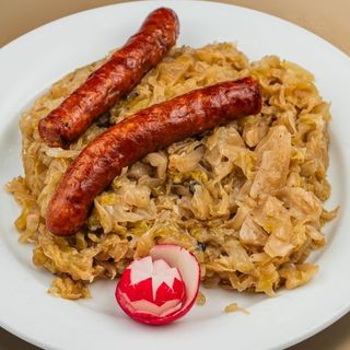 Podvarak sa kobasicom