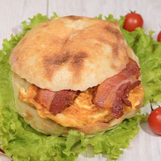 Čobanska lepinja  sa kajganom i slaninom