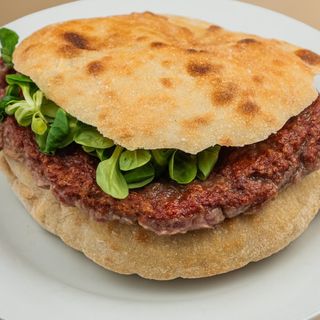 Pljeskavica u lepinji