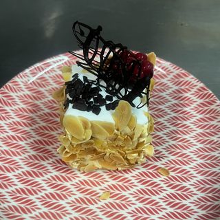 KOKI KOLAC VOCNI BADEM