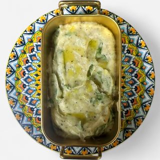 PIRE KROMPIR SA TARTUFIMA I RUKOLOM NOVO