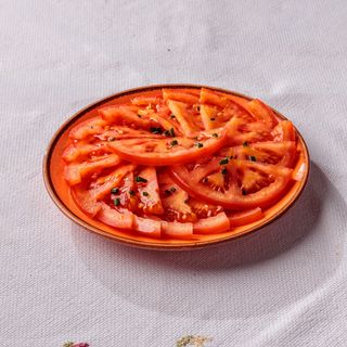 Paradajz salata
