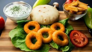 Panirane lignje sa wedges krompirom mini obrok