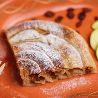 Zamrznuta pita sa jabukom 500g