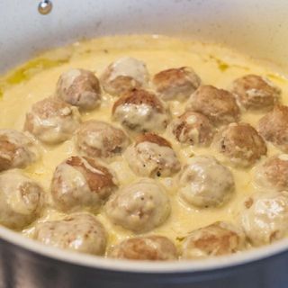 Ćufte u belom sosu - dnevni meni