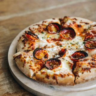 MINI PIZZA MAĐARICA