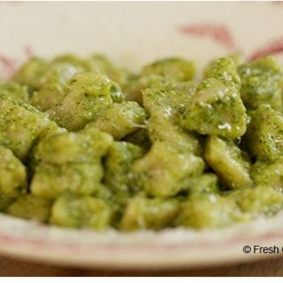 Pesto pasta sa njokama