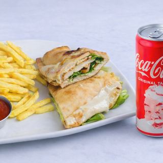 Sendvič sa piletinom  + coca cola  0,33