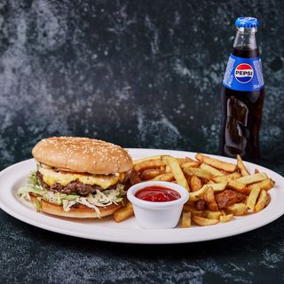 Classic Cheeseburger Meal