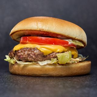 Classic Cheeseburger