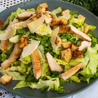 Caesar salata