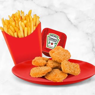 CHICKEN NUGGETS+POMFRIT+HEINZ SOS