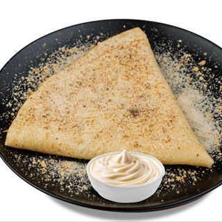 Slatka palačinka sa kremom od vanile