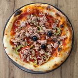 Tuna pizza 45cm