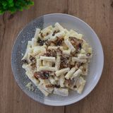 Pasta piletina i pečurke