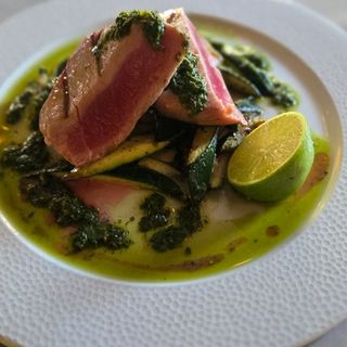 Tuna verde