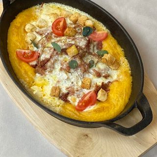 Dimljena butkica u sosu od kajmaka